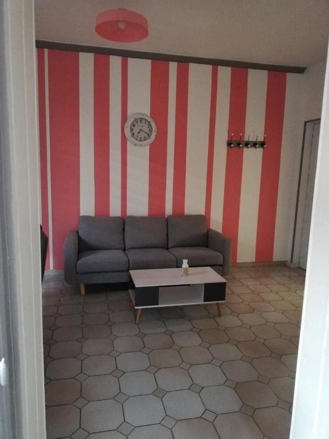 Sweet garden Villa La Fere Buitenkant foto