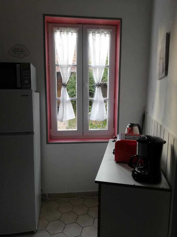 Sweet garden Villa La Fere Buitenkant foto