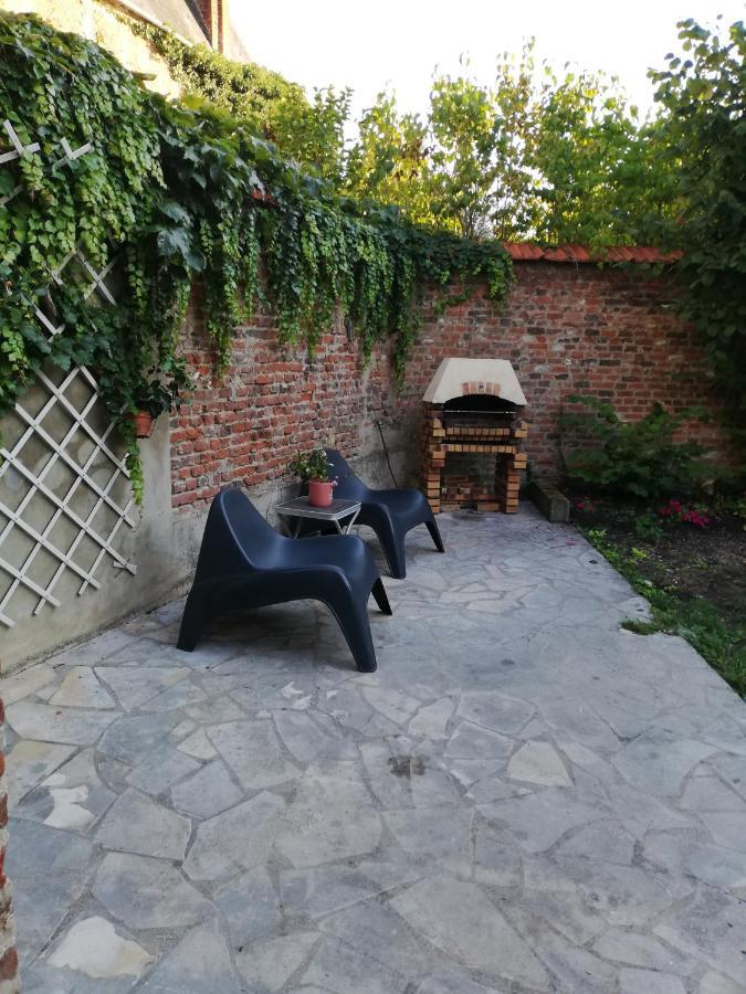 Sweet garden Villa La Fere Buitenkant foto