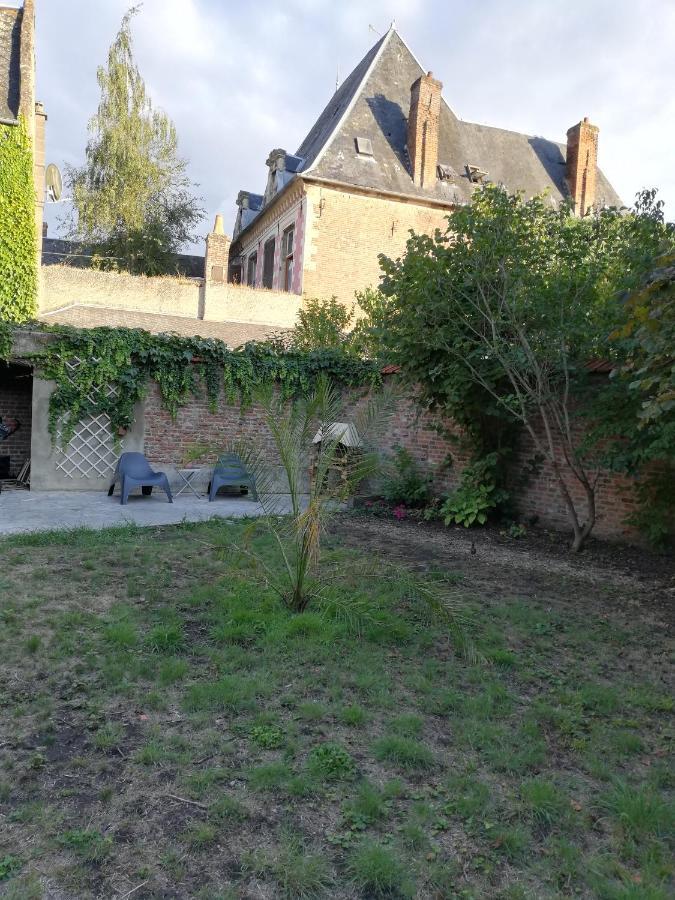 Sweet garden Villa La Fere Buitenkant foto